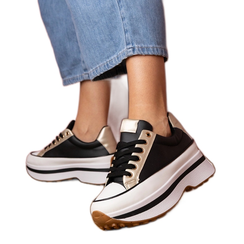 Sneaker nere sneaker su platfotm nero