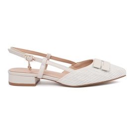 Goodin Sandali bianchi con un tacco aperto bianco
