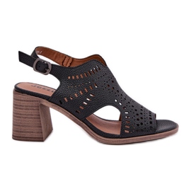 Openwork Sandals femminile sul pilastro nero