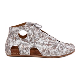 Stivali Maciejka in pelle modellata 03426-46 bianco e beige