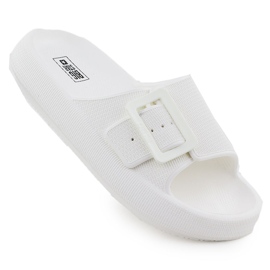Flip sport femminili su una spessa suola bianca Big Star RR274A584 bianco