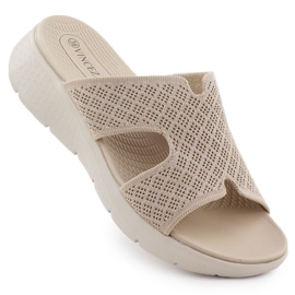 Infradito da donna sull'elevazione beige vinceza 97300