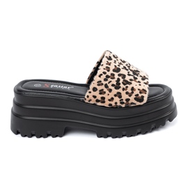 Seastar Pantofole su una piattaforma leopardata marrone