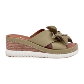 ARTIKER Spicchi di pelle da donna con un artikemer fiorito decorativo 52c0503 verde