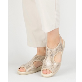 Vriston Scarpe da donna sandali flessibili comfoot emma beige brillante senza