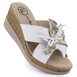 Zeppe in pelle con filippo bianco fiore DK7039