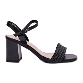 Sandali femminili sul palo con zirconi e Vinceza 62228 Braid Black nero