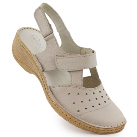 Sandali da donna comodi in pelle piena di Ekri Helios 150.10 beige