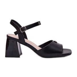 Vinceza Sandali femminili sul Vincez 62235 Black Post nero