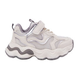 Inna Sneaker per bambini su una sima bianca spessa bianco