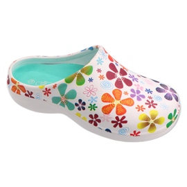 Dr. orto di schiuma femminile di befado 54d110 con fiori bianco