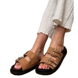 Pantofole da donna marrone con fibbie decorative beige
