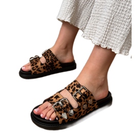 Pansole da donna con fibbie decorative beige