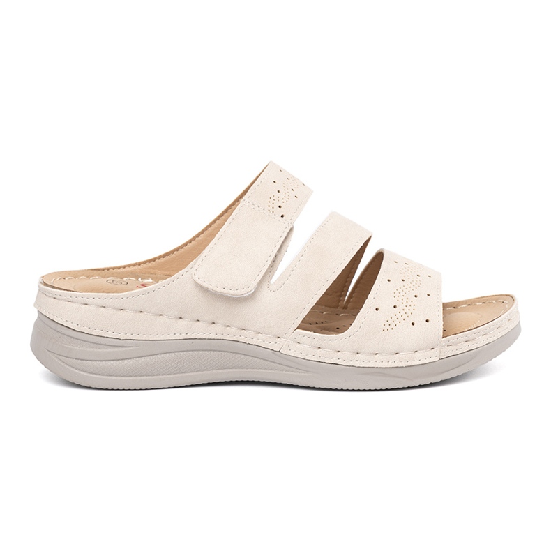 Seastar Flip di luce leggero su un cuneo basso beige