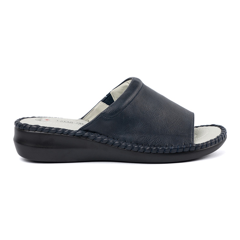 Pantofole da donna con un inserto in pelle blu navy