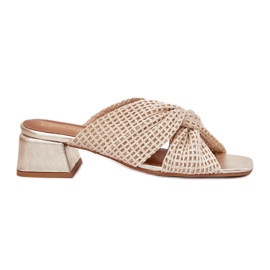 Le pantofole femminili sul blocco Maciejka 06955-25 beige-gold