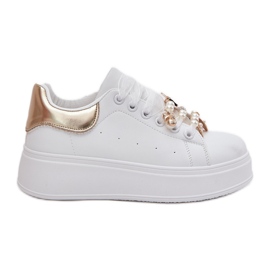 Sneaker femminili sulla piattaforma con spilli, bianchi e oro bianco