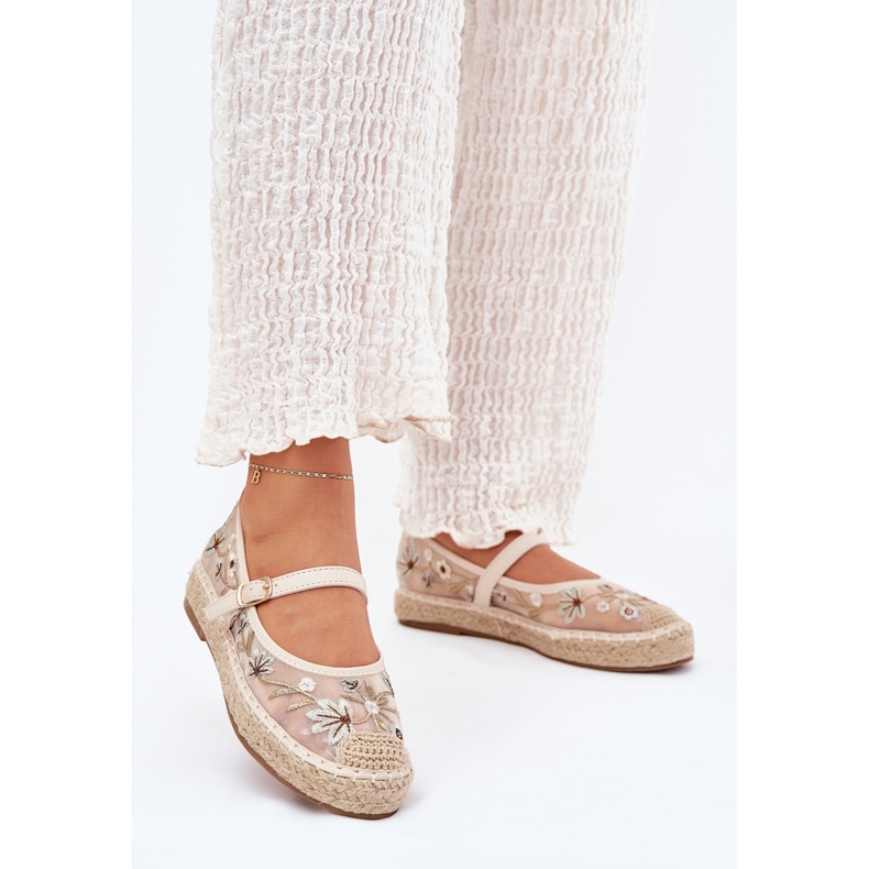 Mesh espadrilles con ricamo sulla piattaforma beige