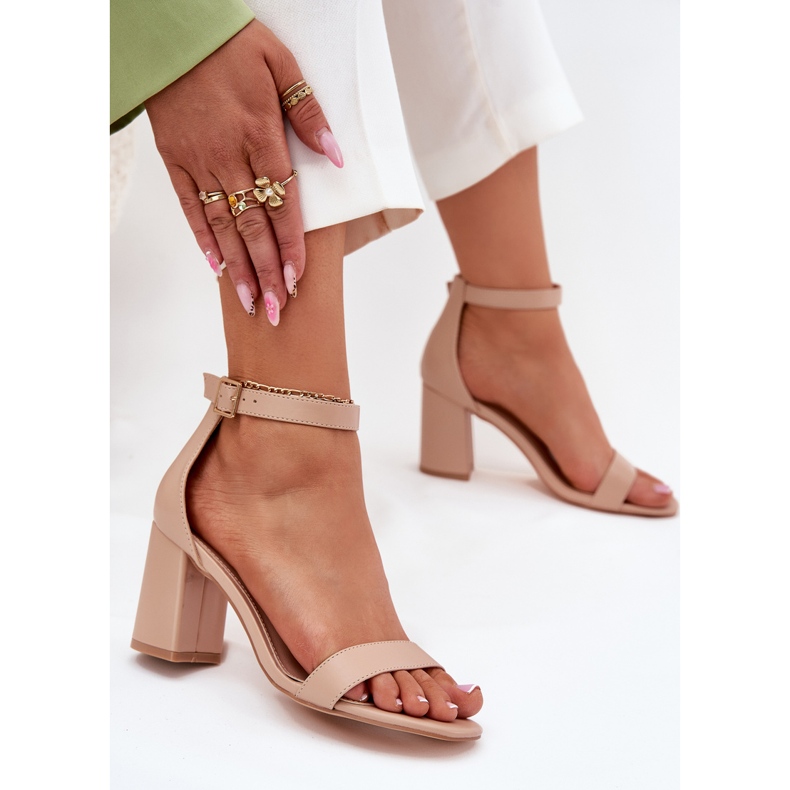 Sandali da donna in pelle eco sul post beige