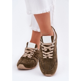 Scarpe sportive femminili con eco scamosciata verde scuro
