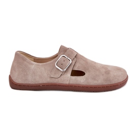Scarpe in pelle scamosciata femminile con una fibbia beige Zazoo N1261