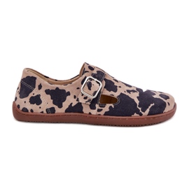 Scarpe in pelle scamosciata femminile con un pregiudizio di pancetta con fibbia Zazoo N1261 Brown-Beige marrone