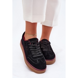 Sneakers in pelle scamosciata femminile Big Star di Daniel Lopez SS2D4006 Black nero