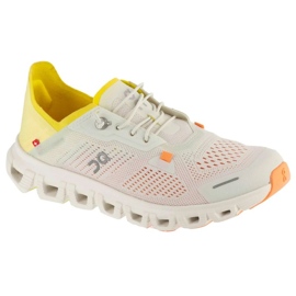On Running On Cloud 6 Coast Running scarpe in 3WF10023022 bianco