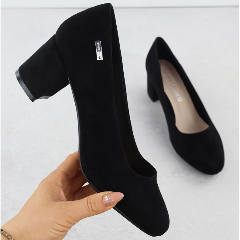 Pompe sul post Black Suede Post Sergio Leone PB178 nero