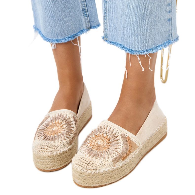 Beige Espadrilles con ricamo sulla piattaforma Lorin