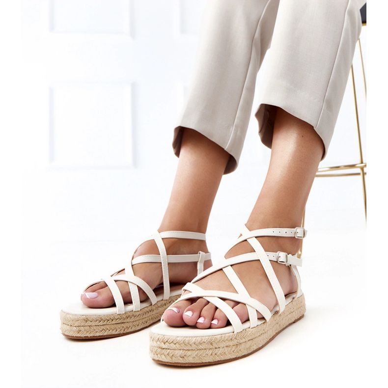 Sandali beige espadrile sulla piattaforma Verata