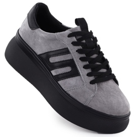 Sneaker di scarpe in pelle da donna su una sola suola grigia filippo dp7175