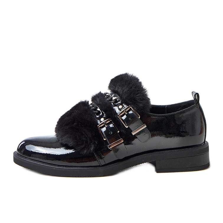 Scarpe da donna nera con pelliccia sarol nero