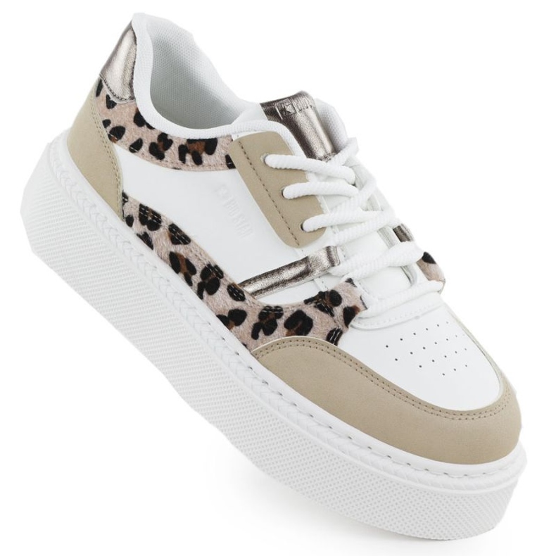 Scarpe sportive sulla piattaforma Big Star in SS274357 INT2167A bianca
