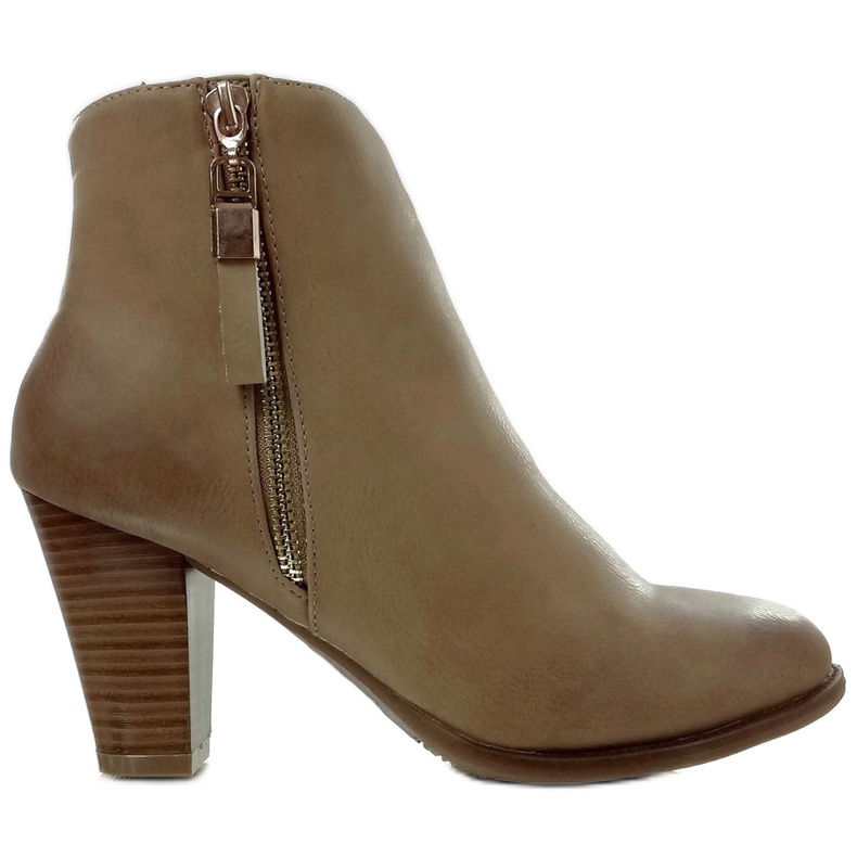 Stivaletto C51A beige con tacco dritto