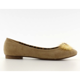 Ballerine decorate con pelliccia di cammello marrone