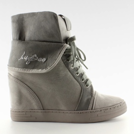 Sneakers in pelle scamosciata B12-22 grigio