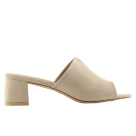 Tacchi alti in camoscio BL212 Beige