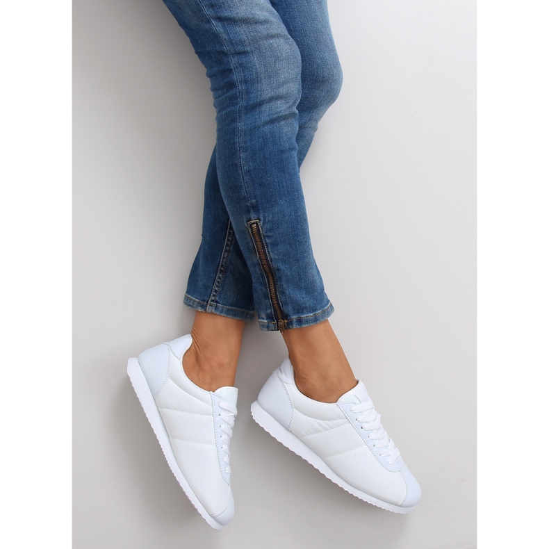 Scarpe sportive bianche leggere 8847 bianca