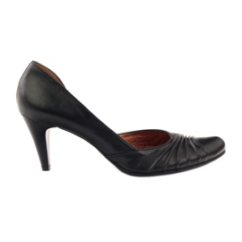 Pees Décolleté in pelle nere 257 nero
