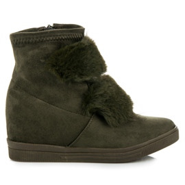 Sneakers con zeppa con pelliccia verde
