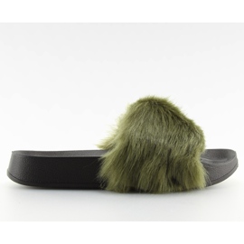Ciabatte in pelliccia verde S36 verde