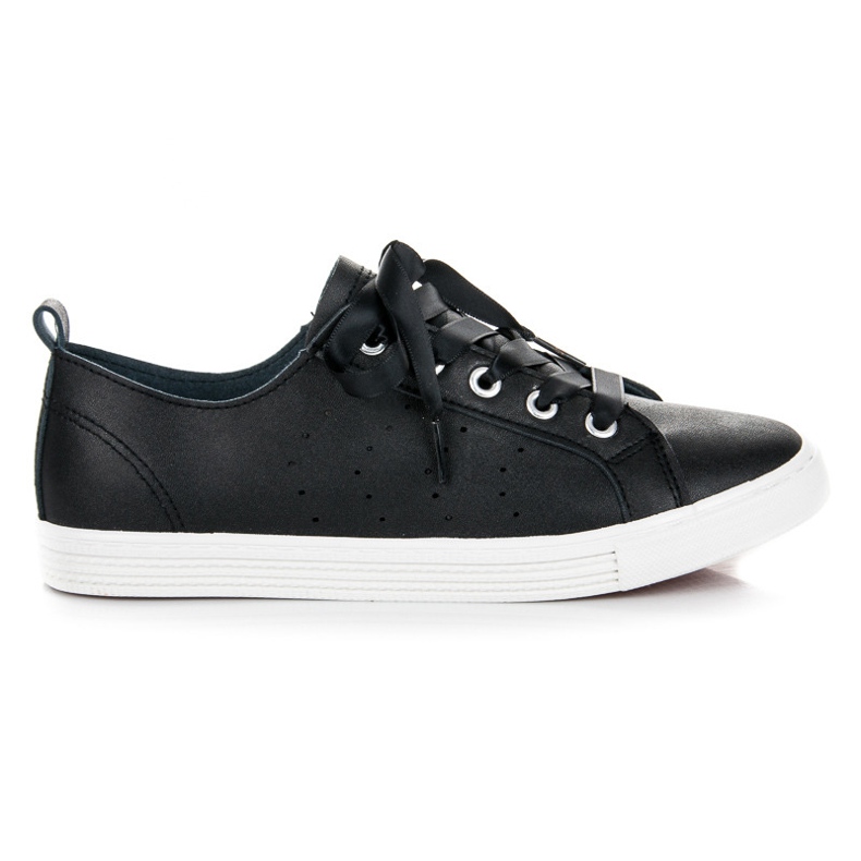 Kylie Sneakers Nere Legate Con Un Nastro nero