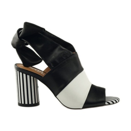 Badura 7787 sandali da donna allacciati bianco nero