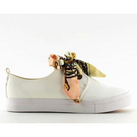 Sneakers allacciate con un nastro bianco bianca