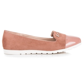 Vinceza Signori dal naso verniciato rosa