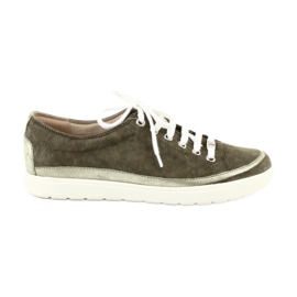 Sneakers donna in pelle Caprice 23654 verde