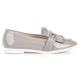 Ideal Shoes Mocassini laccati grigio chiaro