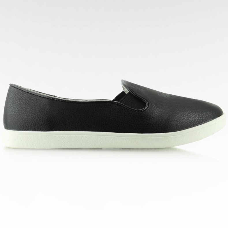 Puntali slip-on a mandorla A910 Nero