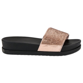 Eleganti pantofole rosa